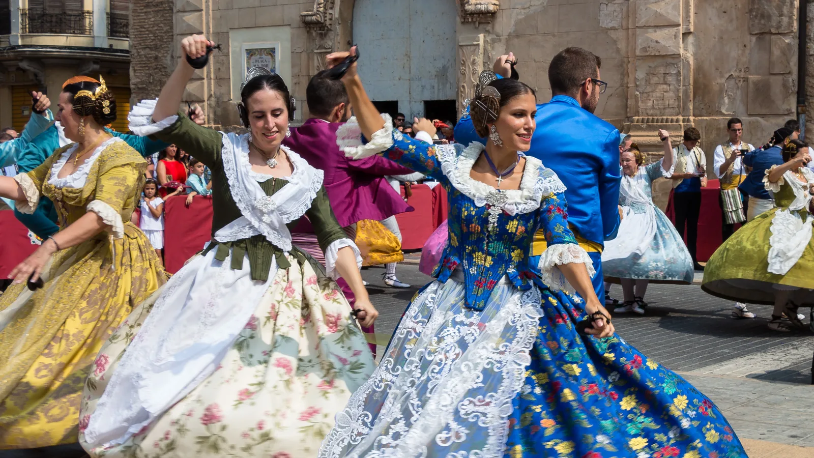 Algemesi and the Mare de Deu de la Salut: The UNESCO Festival Half an Hour From Valencia