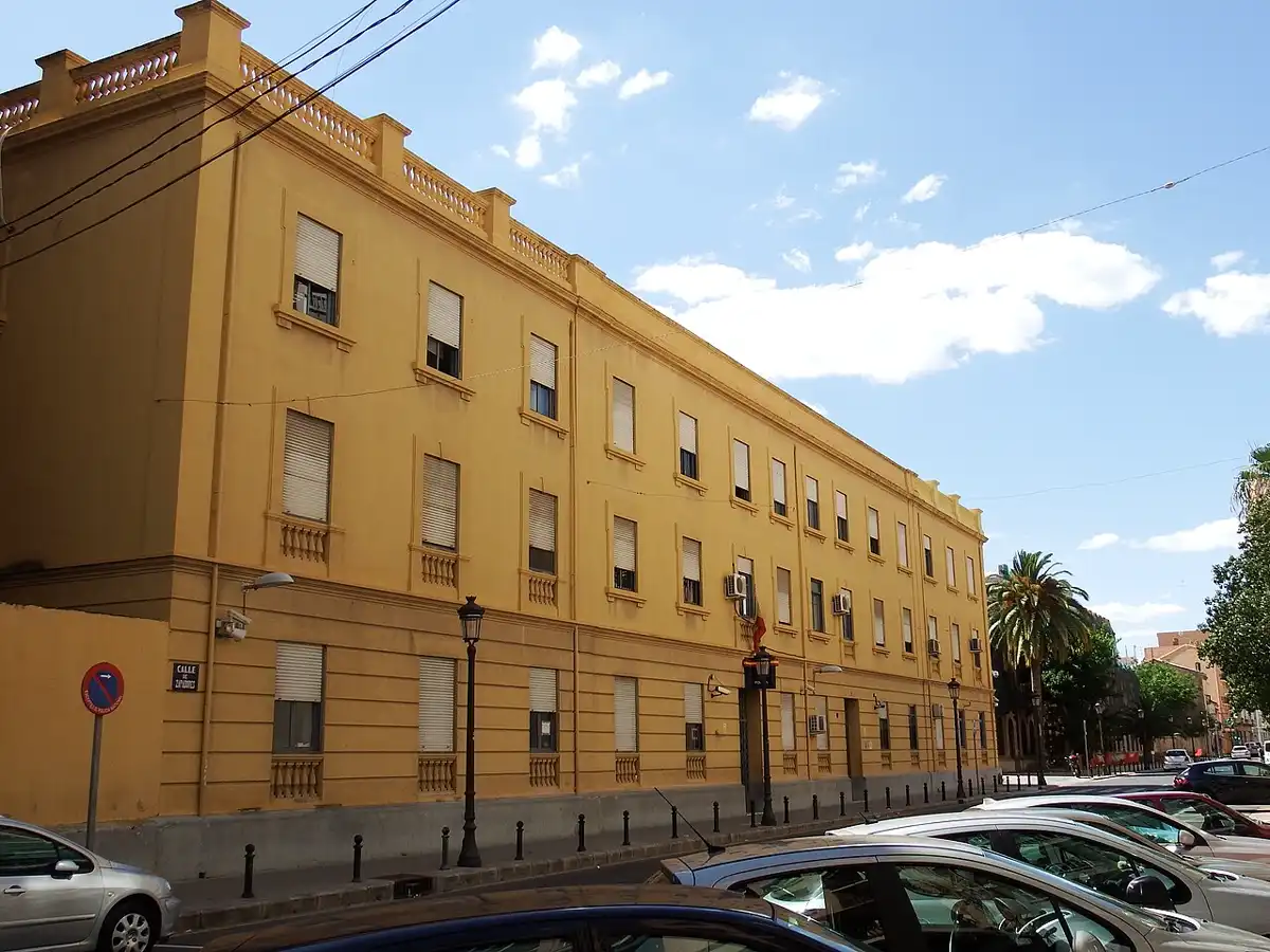 Fachada de la Comisaría de Zapadores de la Policía Nacional en Valencia, donde se tramitan los expedientes de TIE y NIE