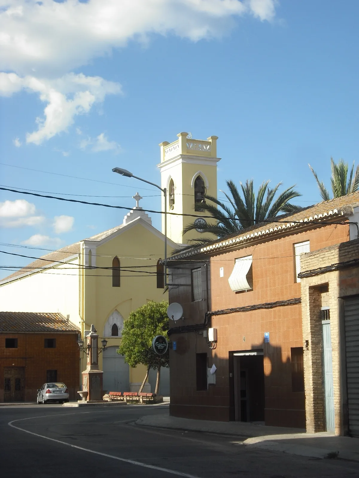 La entrada a El Forn d'Alcedo, una pedania de la huerta cerca de Valencia
